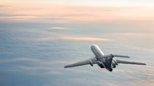 Avion dans les airs